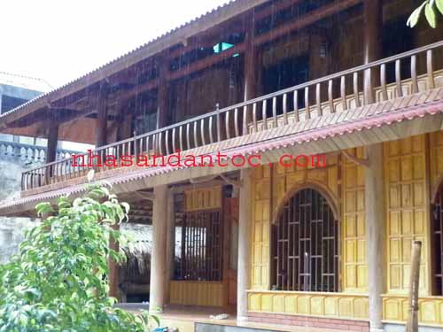 nhà sàn dân tộc